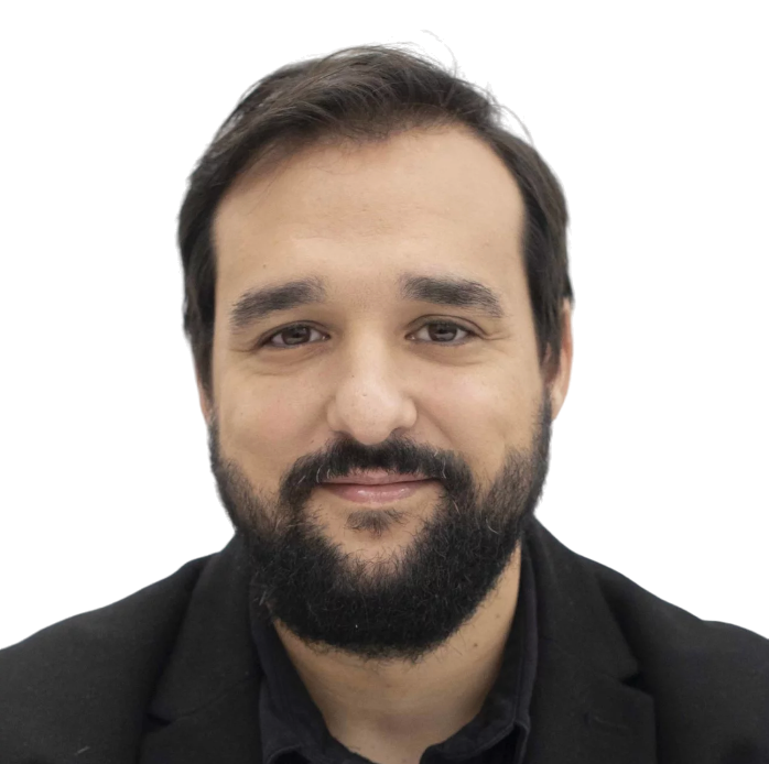Retrato fotográfico de Raúl Oliván